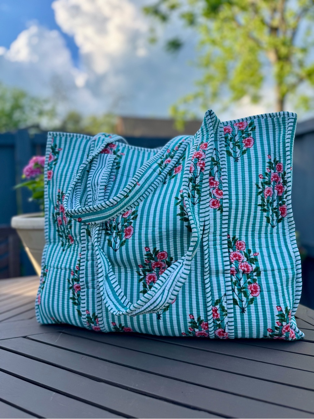 “Cottage Garden” Quilted Tote